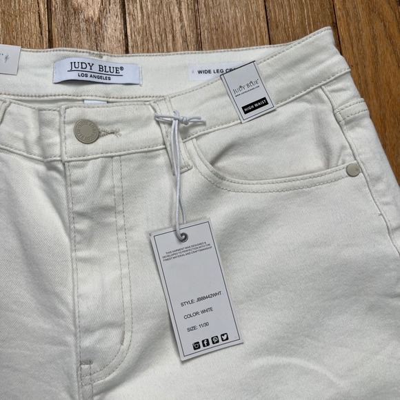 NWT Judy Blue Wide Leg Crop Jeans White Denim Raw Hem Stretch Women's Size 11/30 - Picture 3 of 10